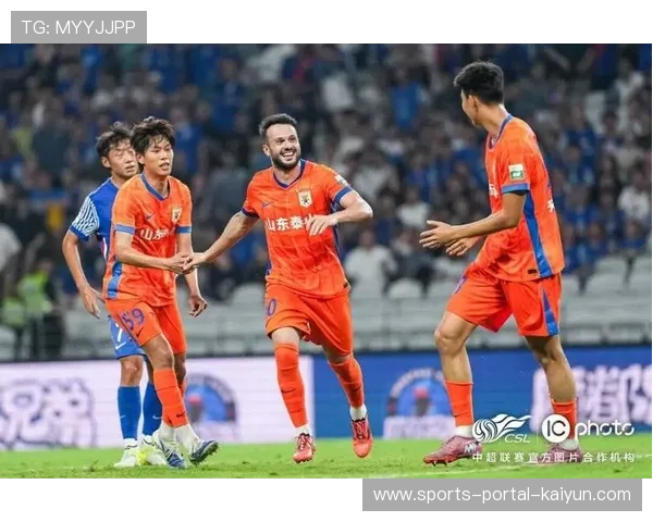 中超第28轮焦点大战揭幕CCTV5直播山东泰山迎战上海海港巅峰对决