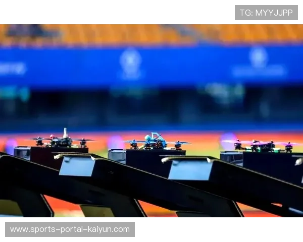 世界无人机足球锦标赛青少年飞手占比高，夯实体教融合人才根基